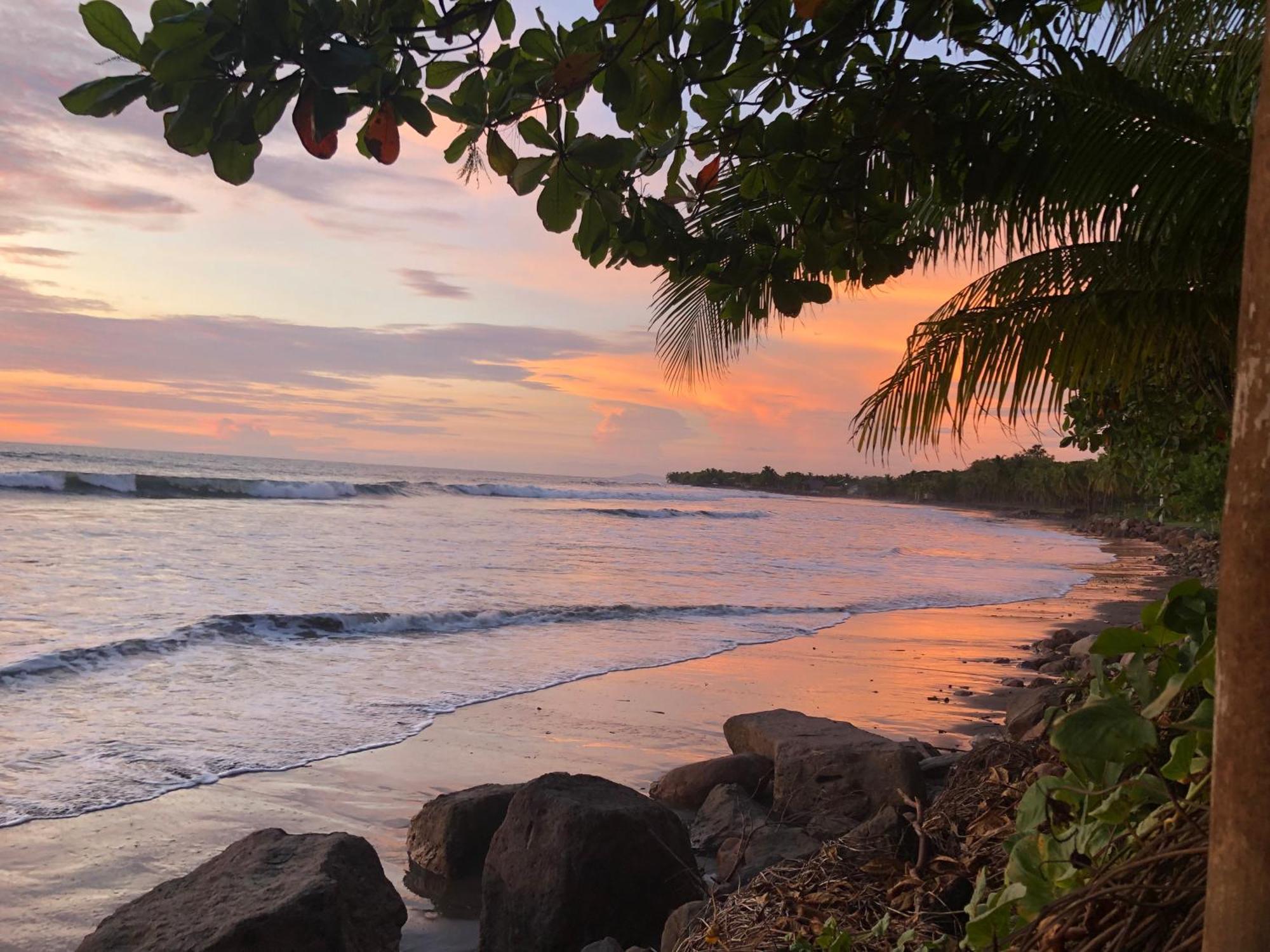 El Marabu Chill'N Surf Bed & Breakfast Aposentillo Eksteriør bilde